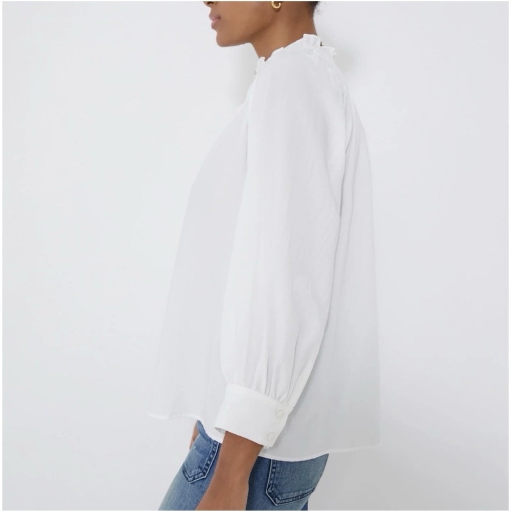 Tuckernuck Pomander Place Emory Smocked Blouse In White Sz S - Picture 4 of 9